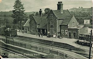 Tenbury Wells railway station.jpg
